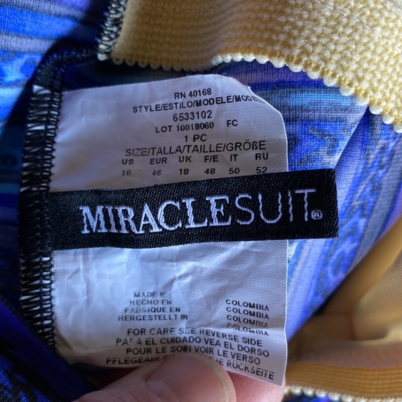 Miraclesuit Swimsuit Blue, Purple , Black and Teal Size 16 - Picture 10 of 16